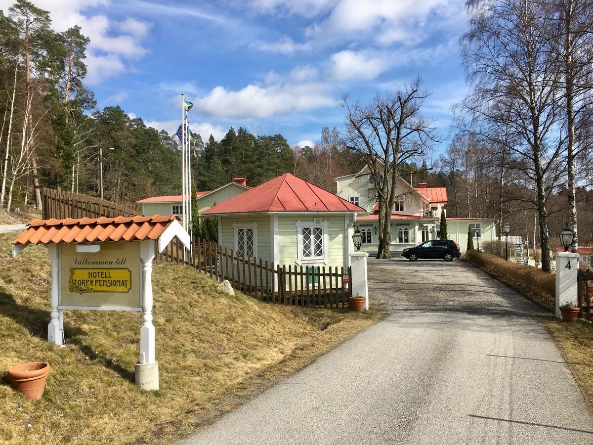 Hotell Torpa Pensionat - Sweden Hotels Södertälje Exterior foto